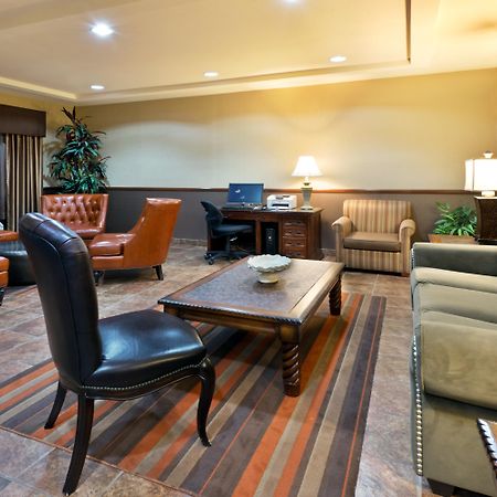 Holiday Inn Express Show Low By Ihg Exterior foto